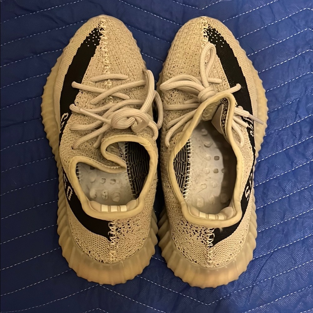 Adidas Yeezy Boost 350 V2 in Gray and Black